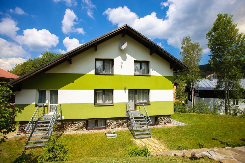 Apartmany Nad Rybnikem Železná Ruda エクステリア 写真