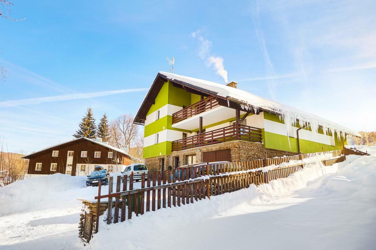 Apartmany Nad Rybnikem Železná Ruda エクステリア 写真